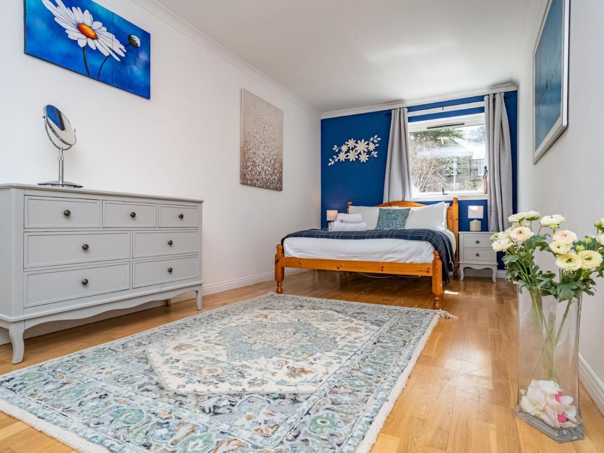 Appartamento Pass The Keys Stunning Flat With Sea View And Parking Edimburgo Esterno foto